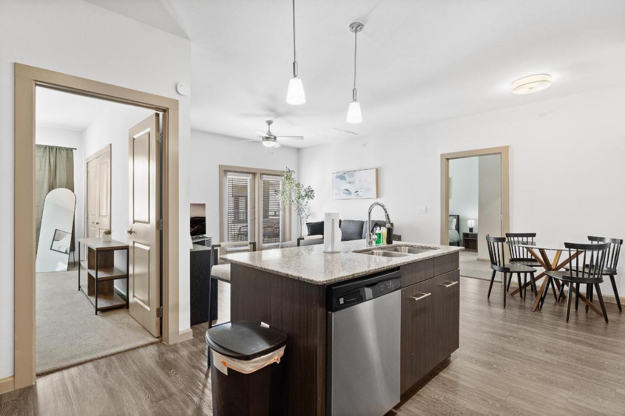 Leander Luxe 3B/2B Getaway - Pool, Gym, Parking, Pet Wash 아파트 외부 사진