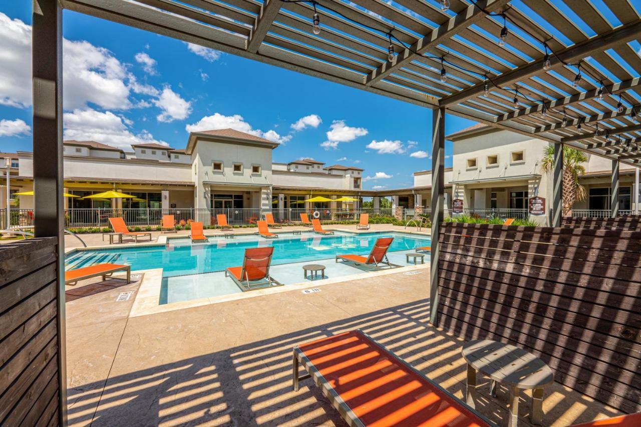 Leander Luxe 3B/2B Getaway - Pool, Gym, Parking, Pet Wash 아파트 외부 사진